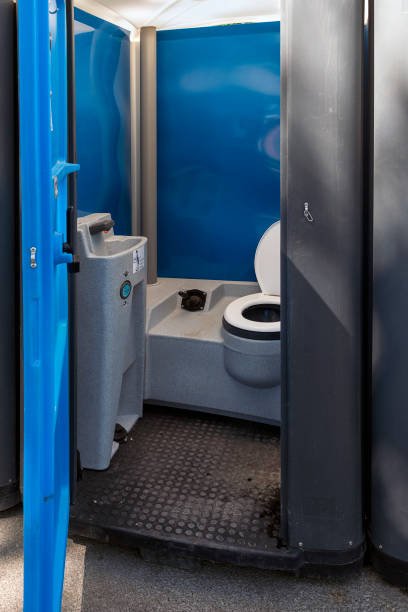 Best Handicap porta potty rental  in Bridgeport, WA